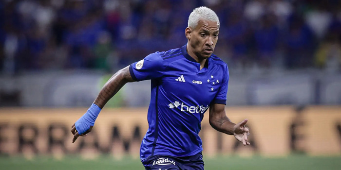 Analisis Strategi Transfer Matheus Pereira